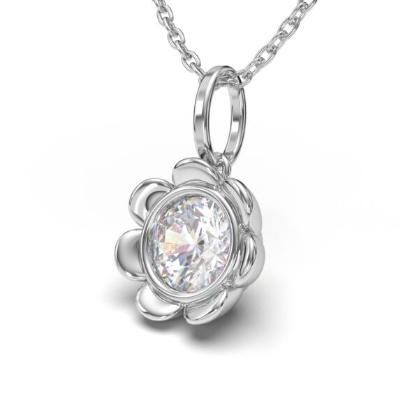 Flower Solitaire Charm